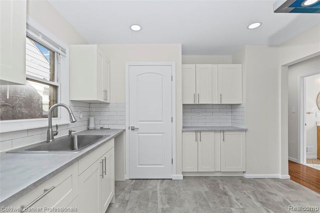 20484 Appoline Street, Detroit, MI 48235