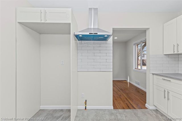 20484 Appoline Street, Detroit, MI 48235