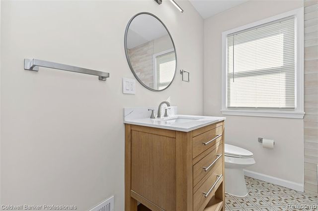 20484 Appoline Street, Detroit, MI 48235