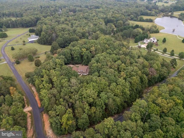 32236 DEEP MEADOW LN, Locust Grove, VA 22508