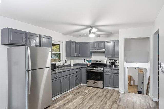 2140 Union Street, Lake Station, IN 46405