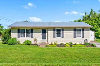 705 Pineridge Dr, Hopkinsville, KY 42240