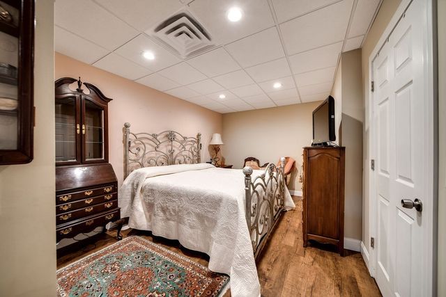 1111 Isaac Franklin Dr, Gallatin, TN 37066