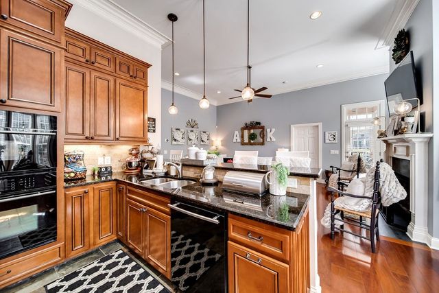 1111 Isaac Franklin Dr, Gallatin, TN 37066