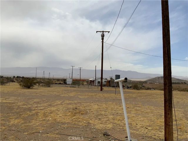 16962 Huff Road, Lucerne Valley, CA 92356