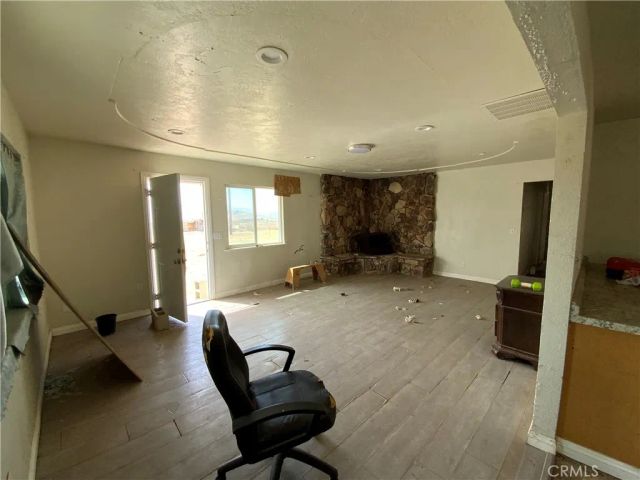 16962 Huff Road, Lucerne Valley, CA 92356