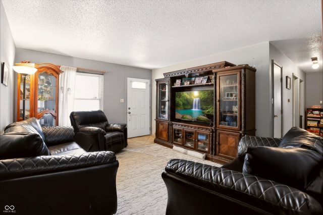 10238 Sutters Court, Indianapolis, IN 46229