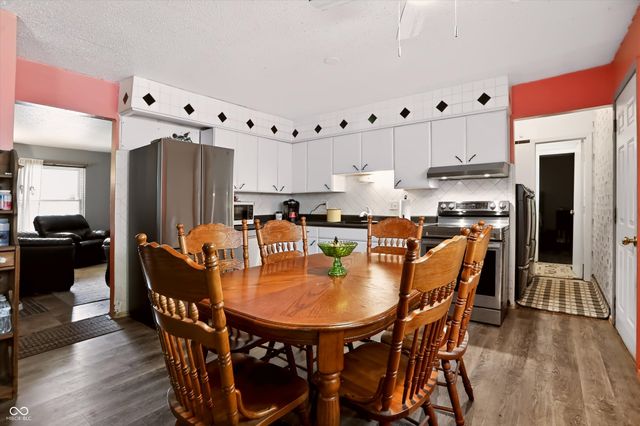 10238 Sutters Court, Indianapolis, IN 46229