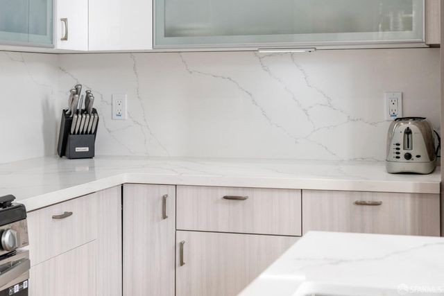 4052 18th Street, San Francisco, CA 94114