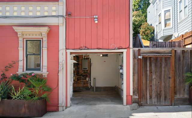 4052 18th Street, San Francisco, CA 94114