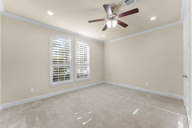 8 S Elderberry Trail, Montgomery, TX 77316