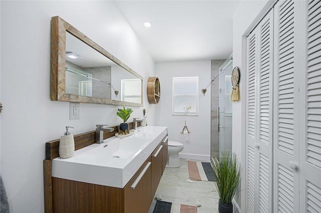 2436 CONSTITUTION BOULEVARD, Sarasota, FL 34231