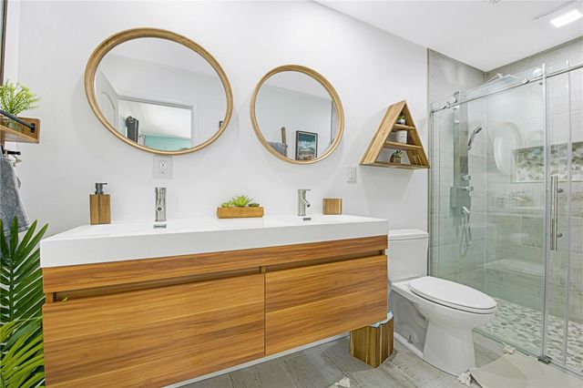 2436 CONSTITUTION BOULEVARD, Sarasota, FL 34231