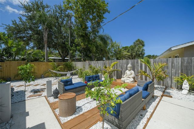 2436 CONSTITUTION BOULEVARD, Sarasota, FL 34231