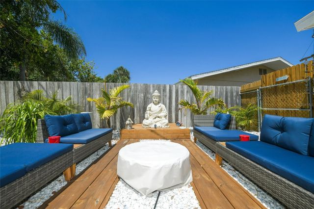 2436 CONSTITUTION BOULEVARD, Sarasota, FL 34231