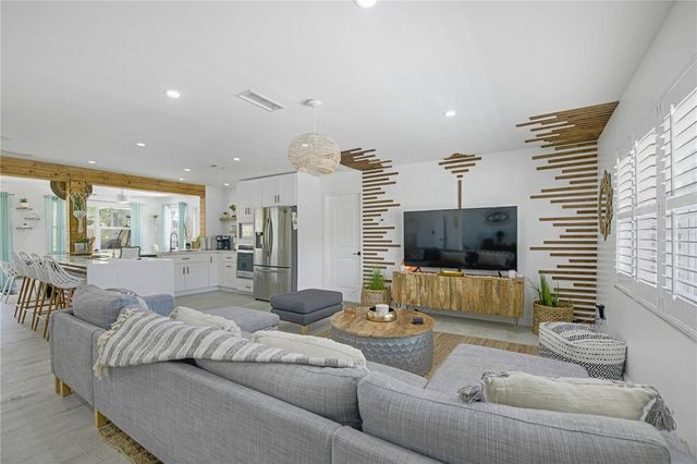 2436 CONSTITUTION BOULEVARD, Sarasota, FL 34231