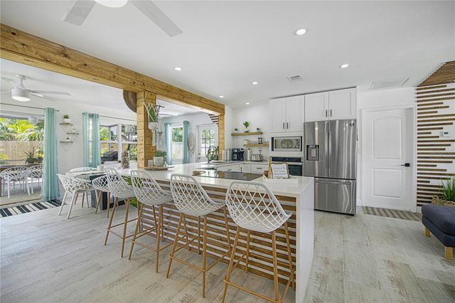 2436 CONSTITUTION BOULEVARD, Sarasota, FL 34231