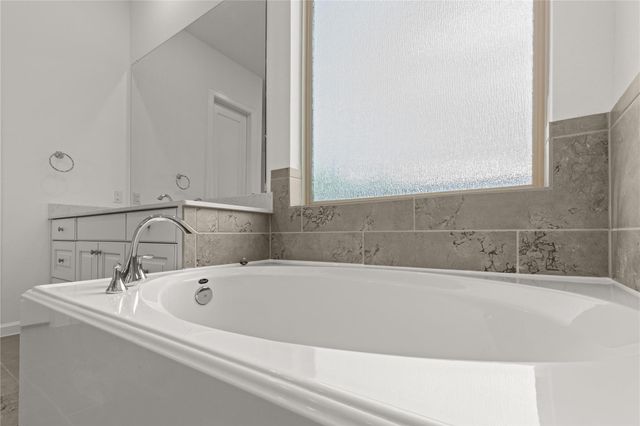 5160 Andorra Bend Lane, Porter, TX 77365