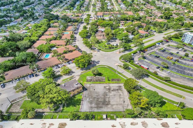 2600 NW 60th Terrace, Sunrise, FL 33313