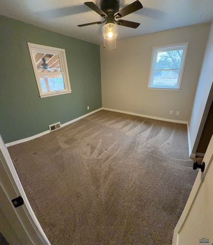 235 E IDAHO, Rapid City, SD 57701