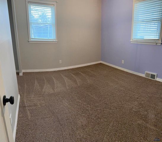 235 E IDAHO, Rapid City, SD 57701