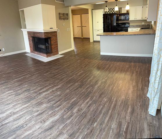 235 E IDAHO, Rapid City, SD 57701