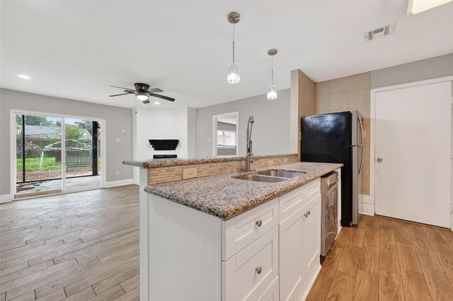 11107 Cedarview Lane, Houston, TX 77041