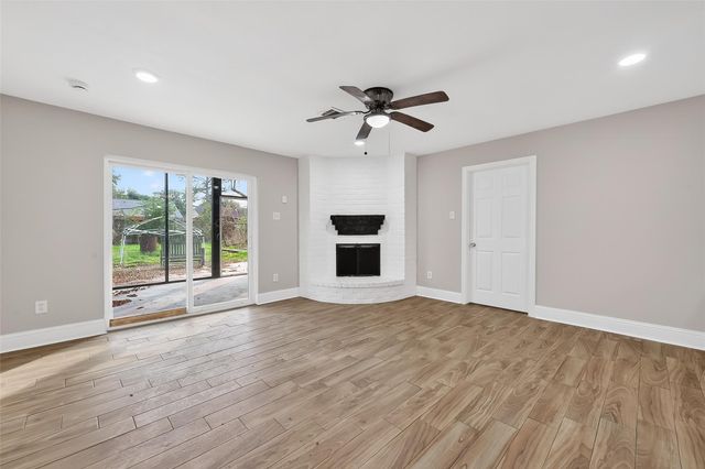 11107 Cedarview Lane, Houston, TX 77041