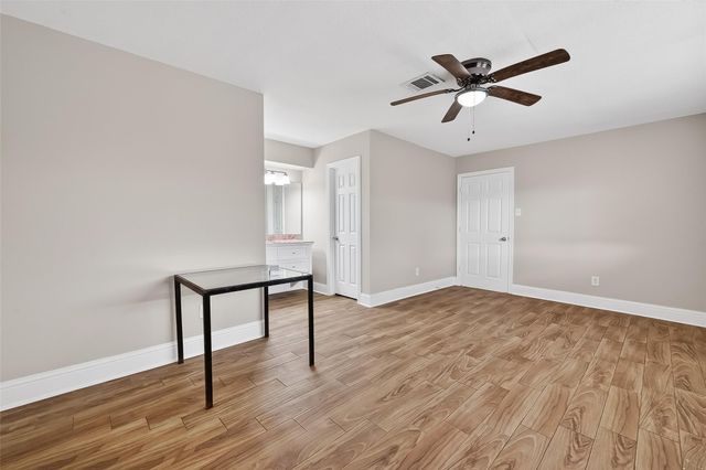 11107 Cedarview Lane, Houston, TX 77041