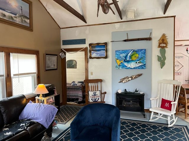 59 Cedar, Falmouth, MA 02536