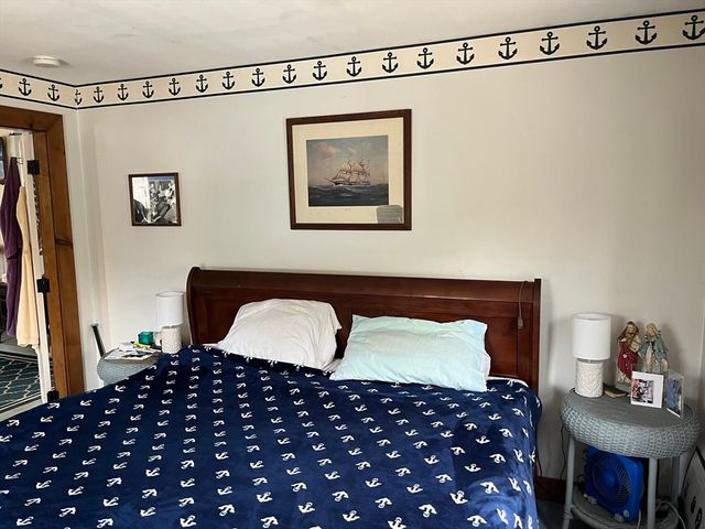 59 Cedar, Falmouth, MA 02536