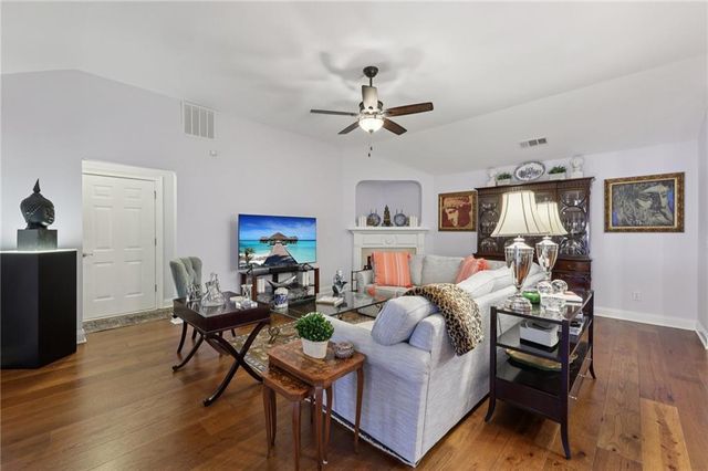 320 Jessica Way, Canton, GA 30114