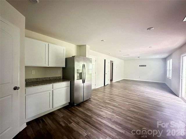 1050 Glenbriar Court, Woodleaf, NC 27054