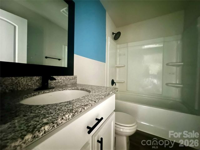 1050 Glenbriar Court, Woodleaf, NC 27054