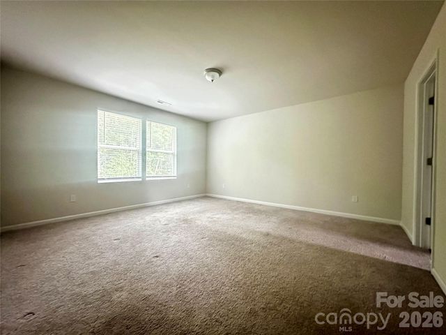 1050 Glenbriar Court, Woodleaf, NC 27054