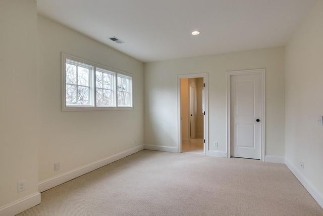 244 Cherokee Station Dr, Nashville, TN 37209