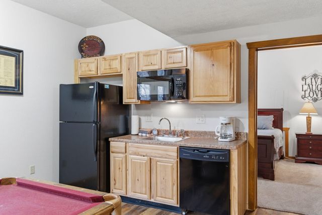 263 Willow Oak Lane, Branson, MO 65616