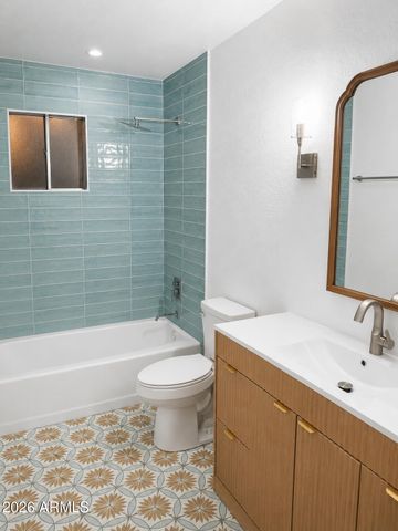843 N JAY Street, Chandler, AZ 85225