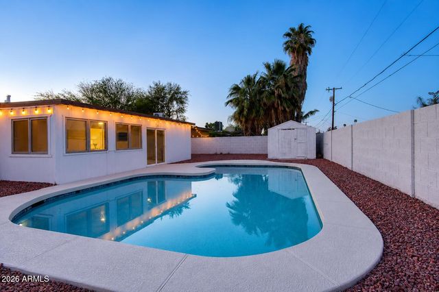 843 N JAY Street, Chandler, AZ 85225