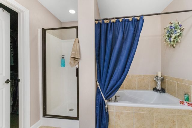 121 Baylee Ct, White House, TN 37188