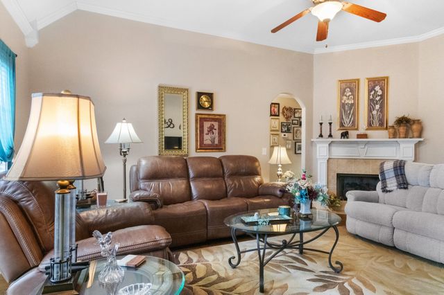 121 Baylee Ct, White House, TN 37188