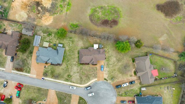 121 Baylee Ct, White House, TN 37188