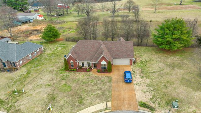 121 Baylee Ct, White House, TN 37188