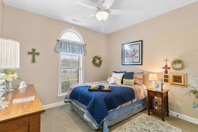 121 Baylee Ct, White House, TN 37188