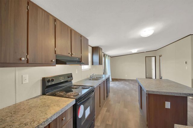 114 Las Estancias DR A, Cedar Creek, TX 78612