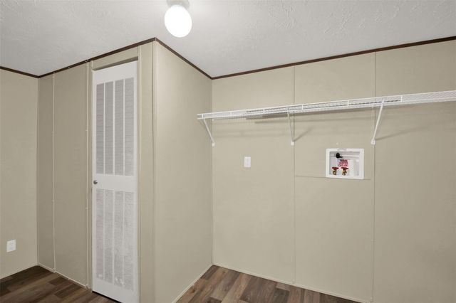 114 Las Estancias DR A, Cedar Creek, TX 78612