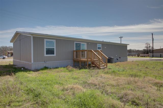 114 Las Estancias DR A, Cedar Creek, TX 78612