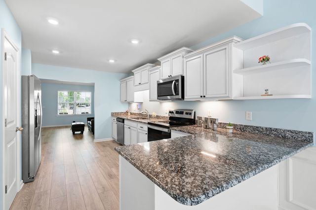2044 Alysheba Run, Murfreesboro, TN 37128