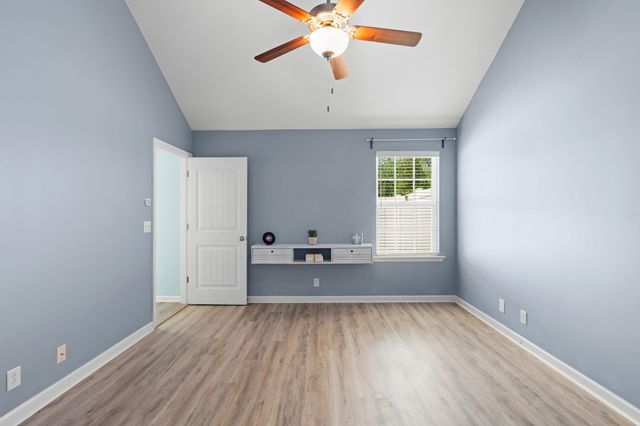 2044 Alysheba Run, Murfreesboro, TN 37128