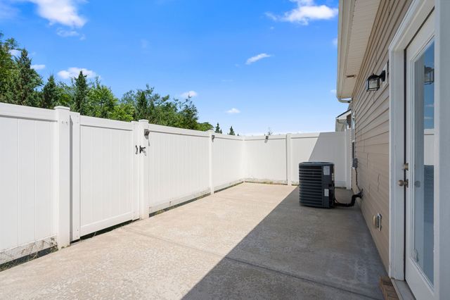 2044 Alysheba Run, Murfreesboro, TN 37128